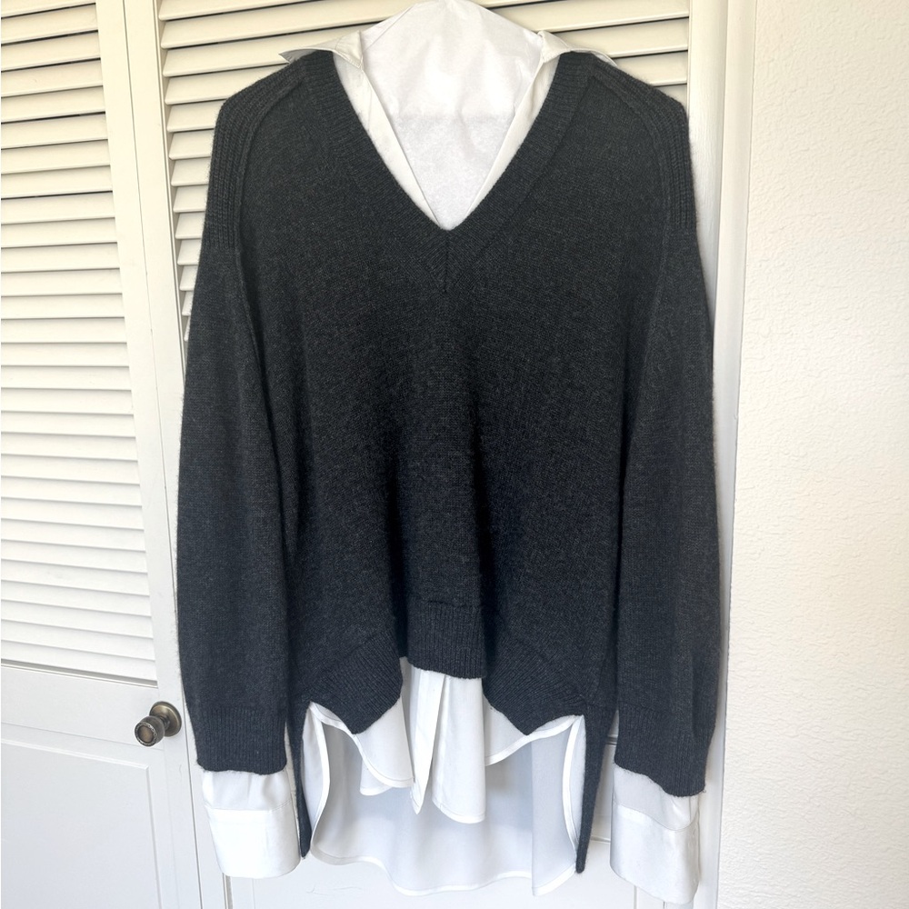 Oversized v-neck,drop-shoulders,high-low hem 70% Wool/30%Cashmere, Poly shirt